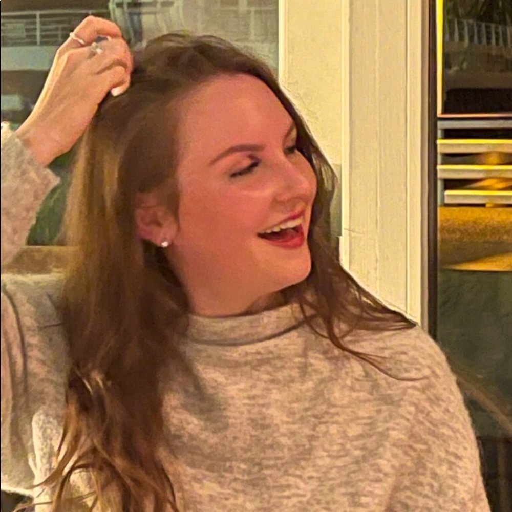 Meet your Posher, Ashley